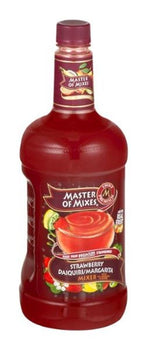 MASTER OF MIXES: Strawberry Daiquiri/Margarita Mixer, 59 Oz